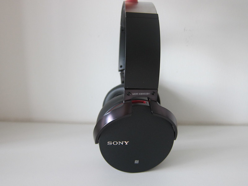 Sony XB950B1 Headphones - Side