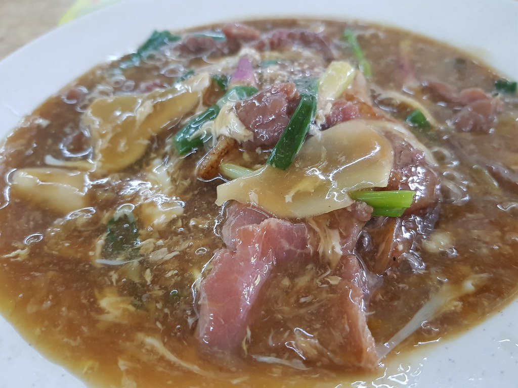 鹿肉粉 Venison Meat Noodle $10 & 薏米水 Barley @ 新阿波羅茶餐室 Restoran New Apollos USJ 4
