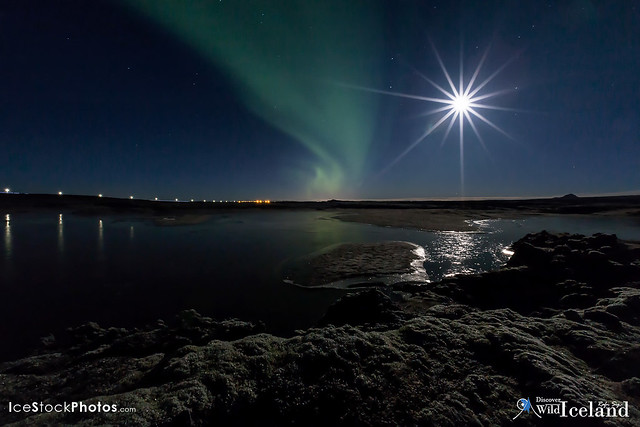 Moon Rays with Northern lights at Reykjanes Peninsula - #Iceland
