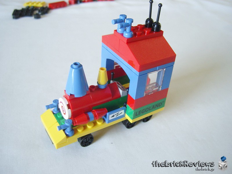ThebrickReview: 40166 Legoland Train 37645853354_e49c26a029_c