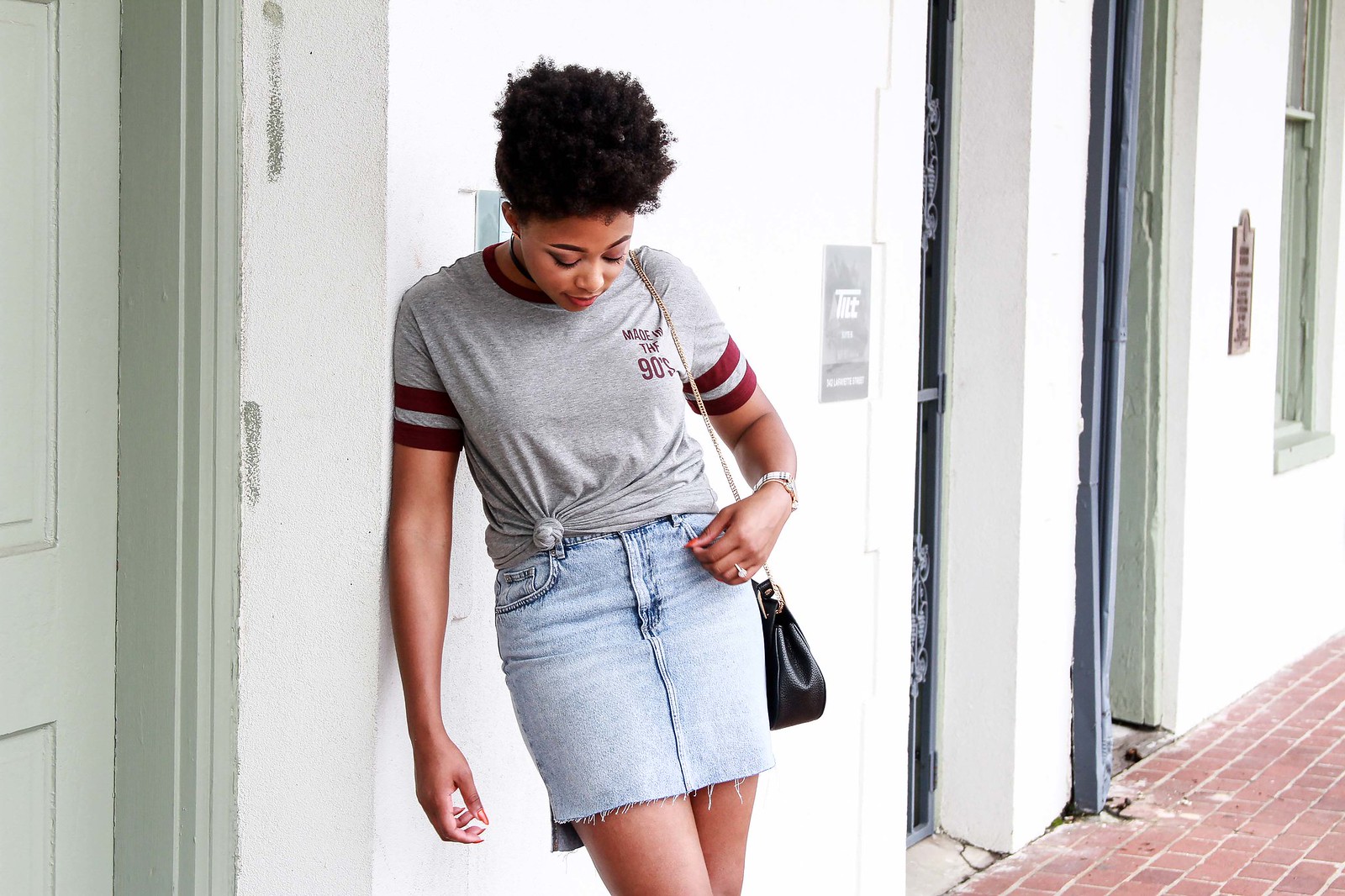 how to style a denim skirt