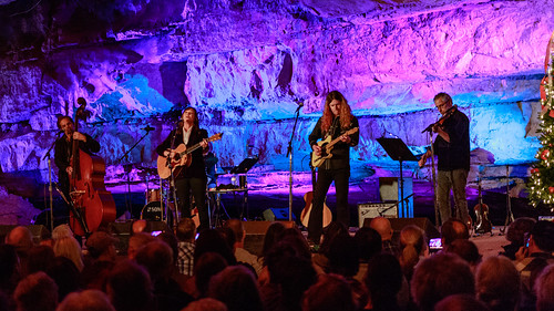 bluegrassunderground canon7dmkii cumberlandcaverns fall groveshistorical mcminnville photography sigma1835f18dchsma suzybogguss tennessee usa unitedstates exif:isospeed=1000 camera:model=canoneos7dmarkii camera:make=canon geo:country=unitedstates geo:state=tennessee geo:city=mcminnville geo:location=groveshistorical exif:aperture=ƒ18 geo:lat=35669021666667 geo:lon=85680895 exif:model=canoneos7dmarkii exif:focallength=35mm exif:lens=1835mm exif:make=canon