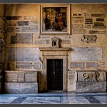 Roma_Fragments of history_Basilica di Santa Maria in Trastevere_Trastevere_Italia - click to enlarge Roma_Fragments of history_Basilica di Santa Maria in Trastevere_Trastevere_Italia