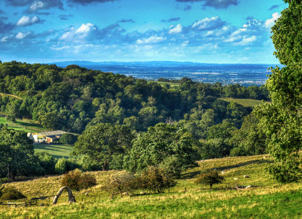 Cotswold countryside at Snowshill, Gloucestershire. Credit Baz Richardson, flickr