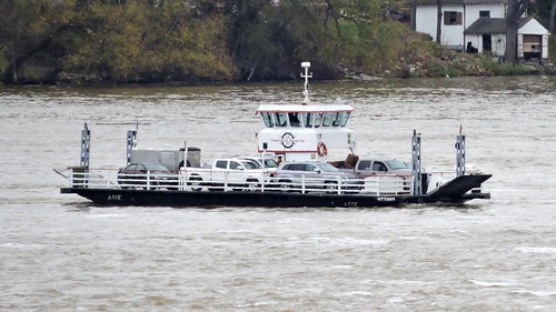mypics ferry quebec canada pointefortune carillon ottawariver