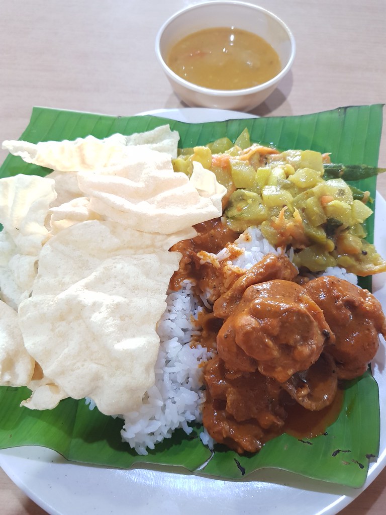 印度咖喱鸡菜饭 Indian Curry Chicken Vege Rice $8 @ Restoran Chetties Shah Alam