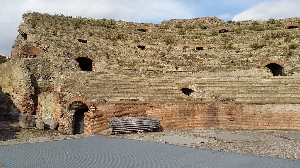 Amfiteatr Flawiuszów Pozzuoli, Włochy
