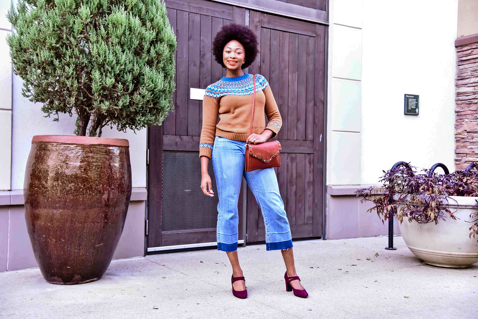 how to wear a sweater with jeans, candace hampton