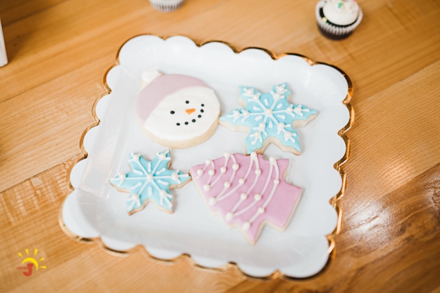 modern holiday sweets (11)