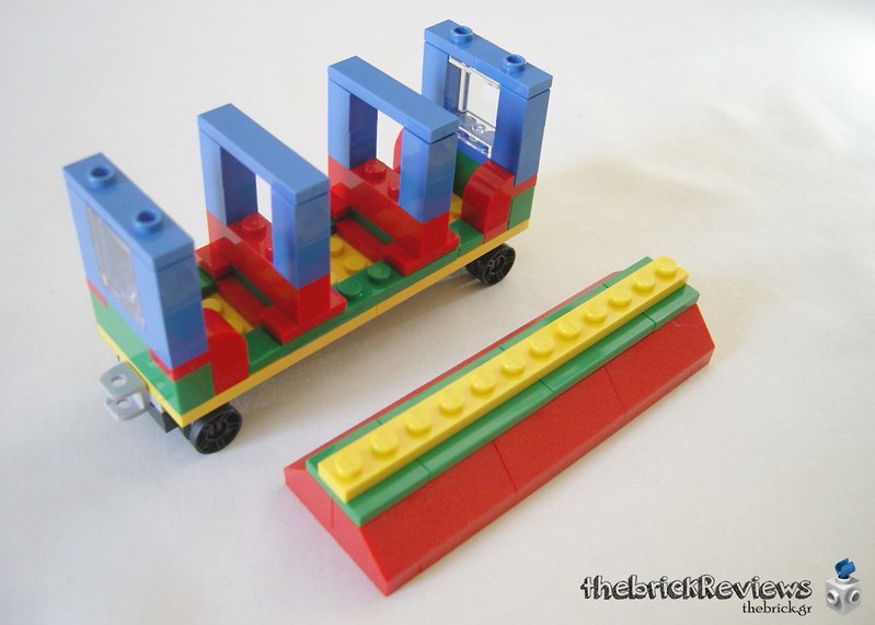 ThebrickReview: 40166 Legoland Train 38329475192_dec370d0c4_c