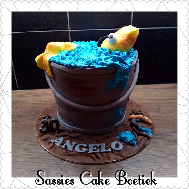 3D Bucket Cake by Sassies Cake Boetiek