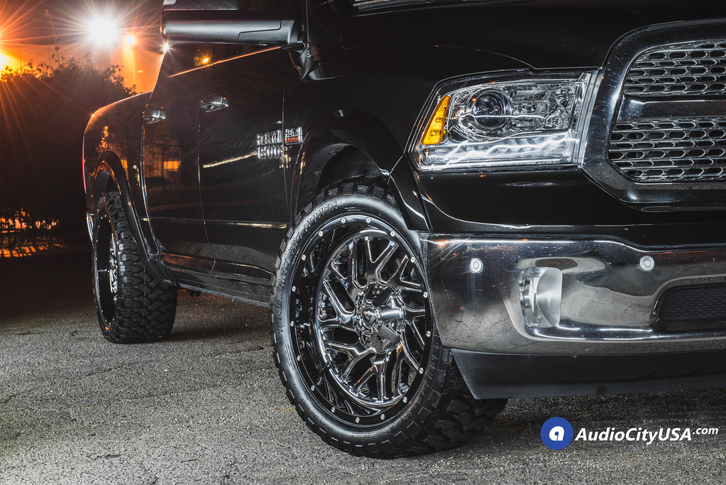 2017 Dodge Ram 1500 | 22x10 Fuel Wheels D211 Citron Chrome Face, Black ...