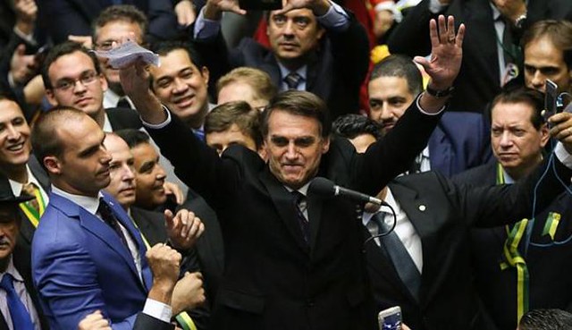 Deputado Jair Bolsonaro (PP) aparece em segundo lugar nas pesquisas de intenções de voto para a Presidência da República - Créditos: Marcelo Camargo 