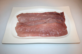 01 - Zutat Schweineschnitzel / Ingredient pork escalopes