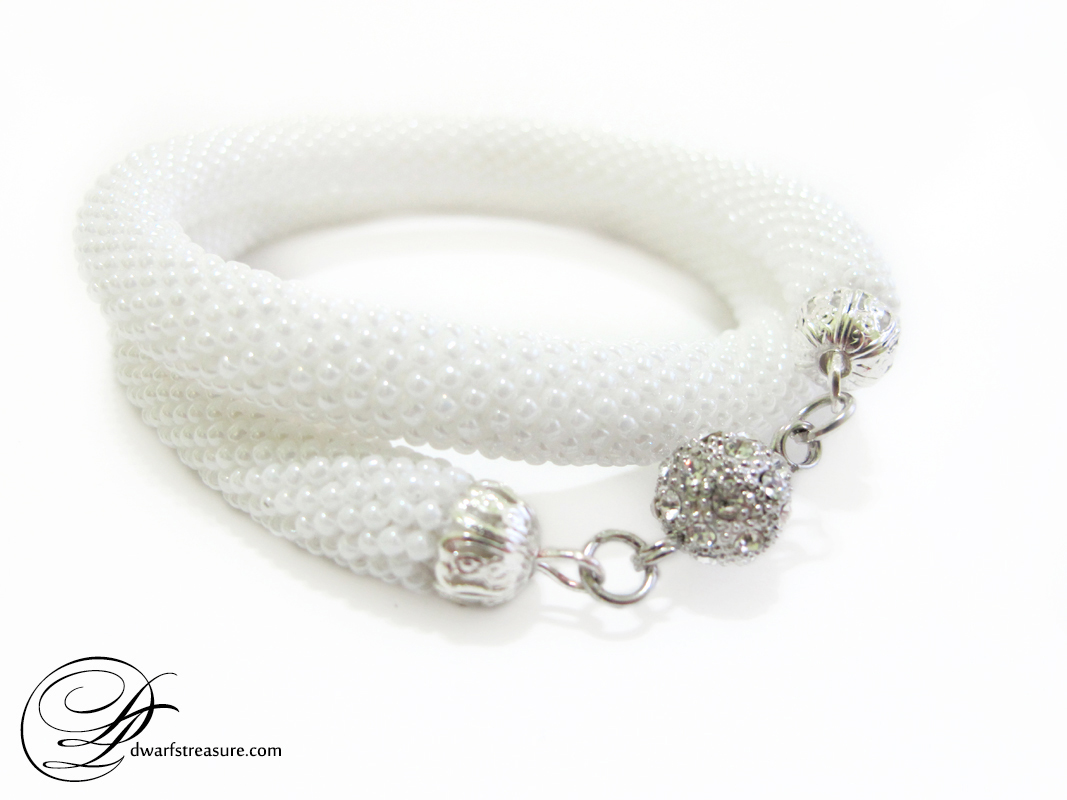 bridal white beaded crochet necklace