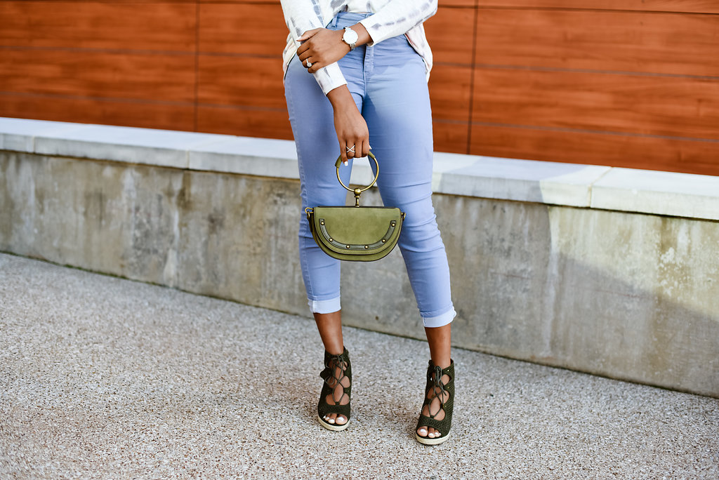 how to style wedge heels