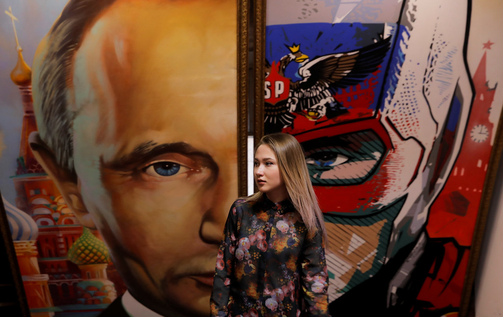 Putin art show Moscow