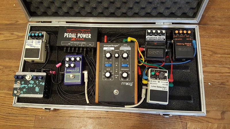 ilovefuzz.com • View topic - Let's see your PEDAL BOARD!