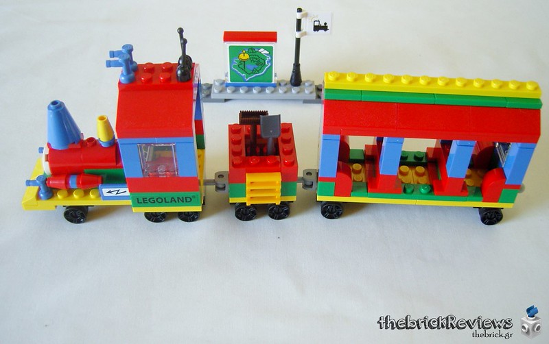 ThebrickReview: 40166 Legoland Train 38359917191_b2a0f2cb8a_c