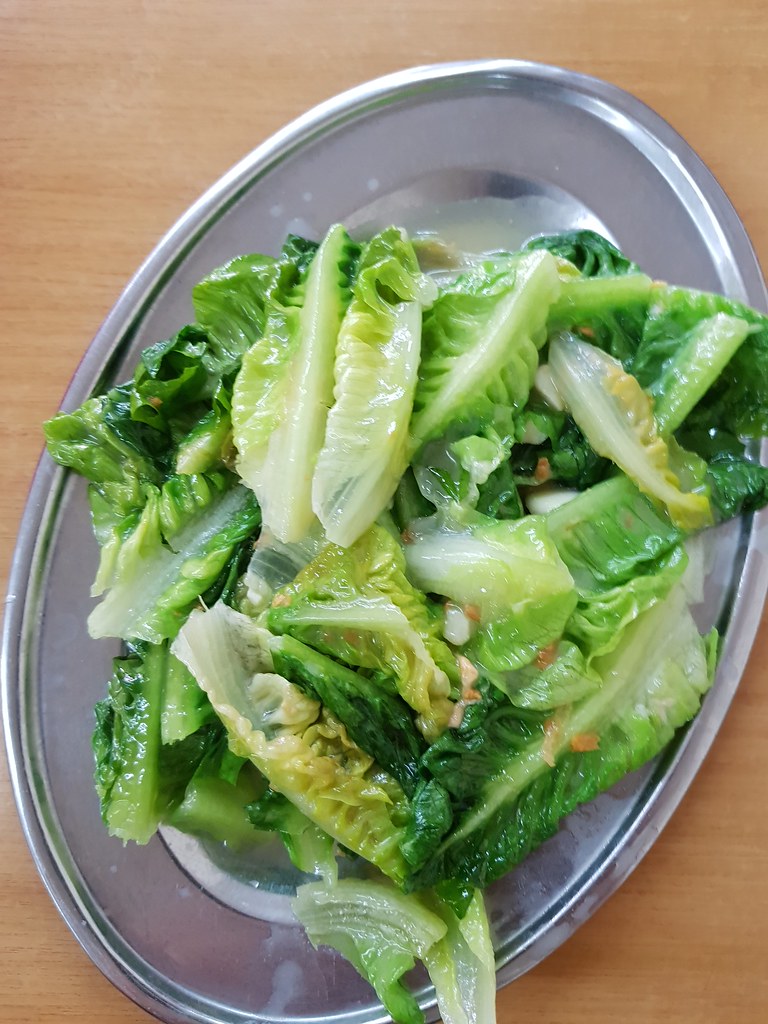 炒腐乳油麥 Fu Yu Yau Mak, or Romaine Lettuce with fermented bean $12 @ Ah Lye Curry Fish Head 亚来咖喱鱼头 SS19