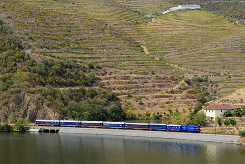 cp comboio especial rio linha do douro diesel carruagens 1400 the presidencial 1413