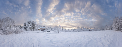 maine me winter snow barn field midcoast tenantsharbor sunrise clouds