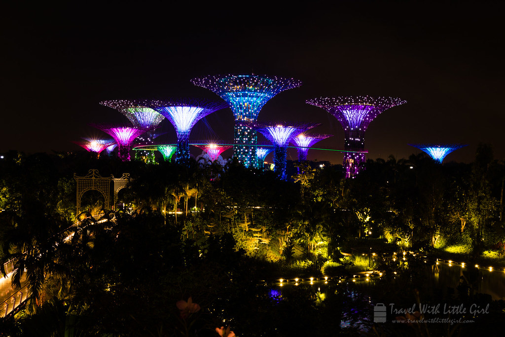 Christmas in Singapore - Traveling Inspirations Blog