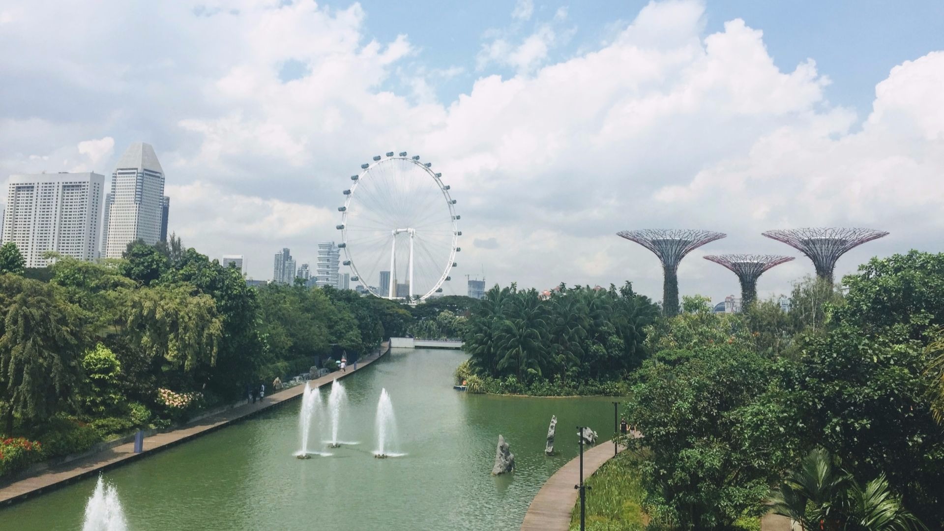Top Things To Do & Sights To See in Singapore