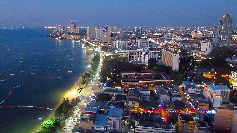 Hilton Pattaya spectacular Sky Bar