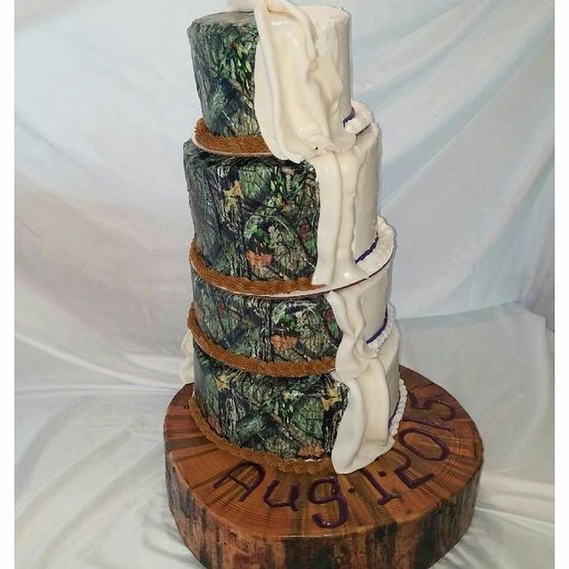 Cake by Tree 's Notable Treats