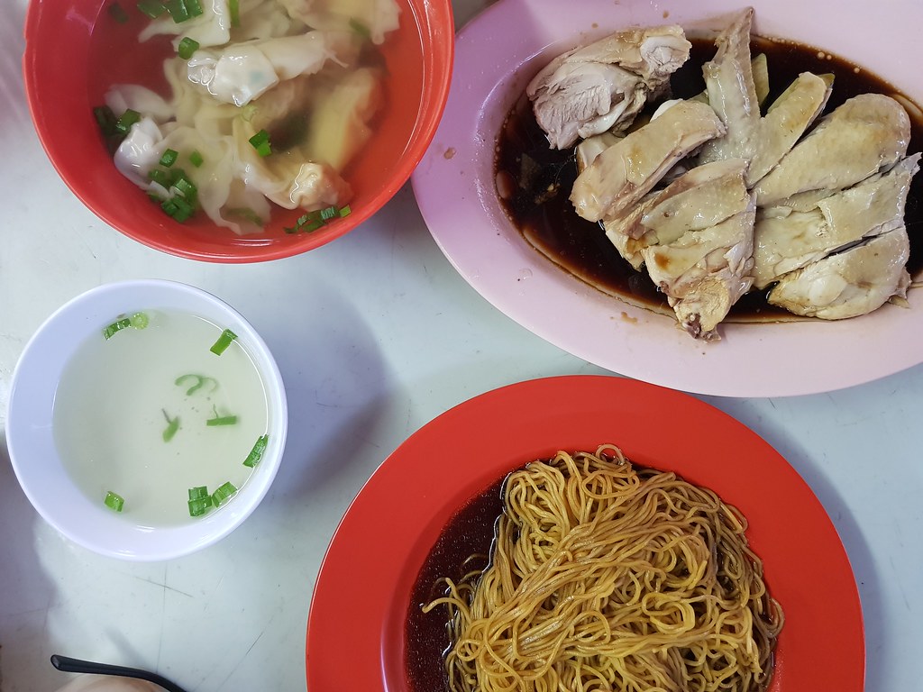 Wan Ton Mee Kosong $3, Char Siew $15, Steam Chicken $14 & WanTon $5 @ 明记叉烧王 Restoran Meng Kee Char Siew Glenmarie Shah Alam