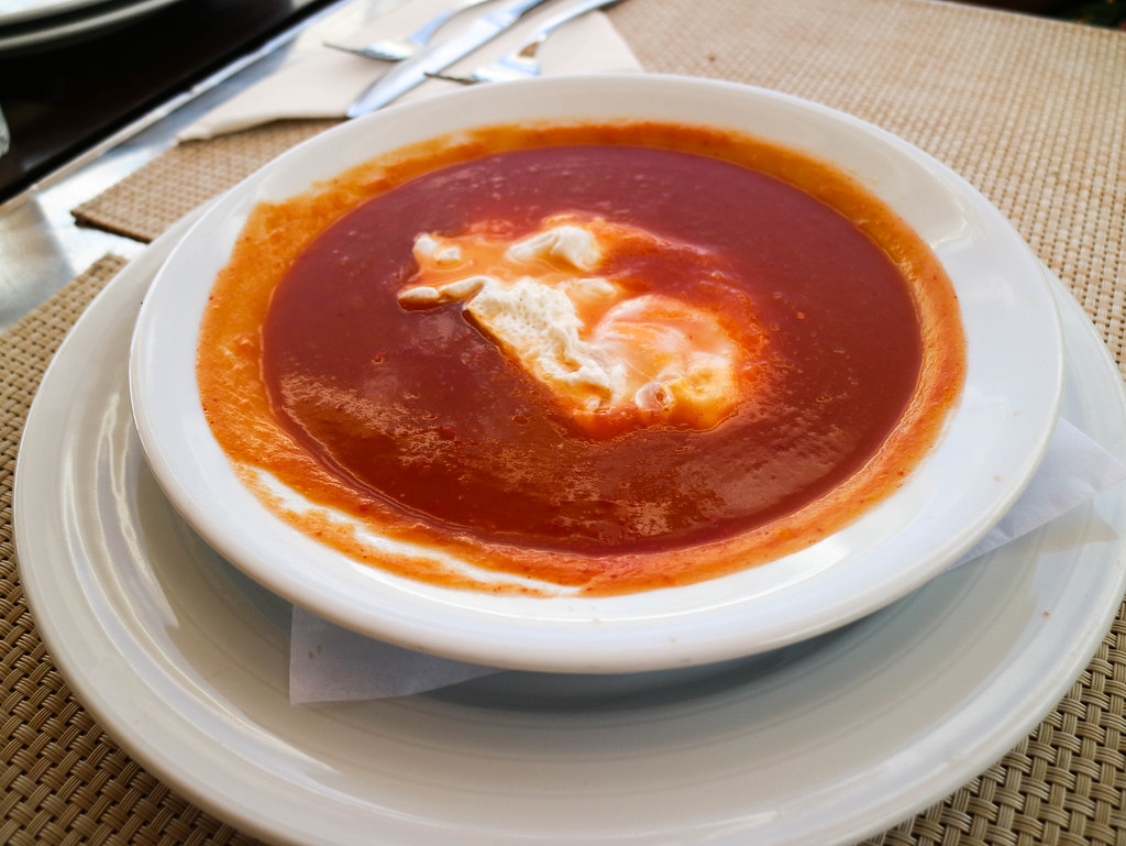 Sopa de tomate y cebolla, Madeira