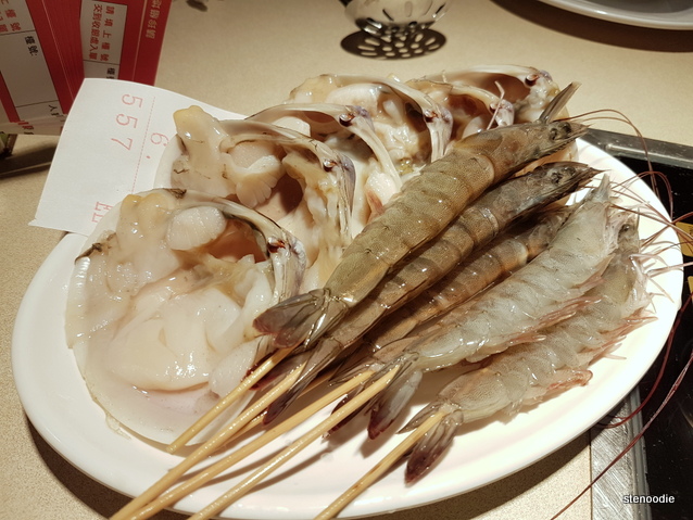  Scallops and shrimp