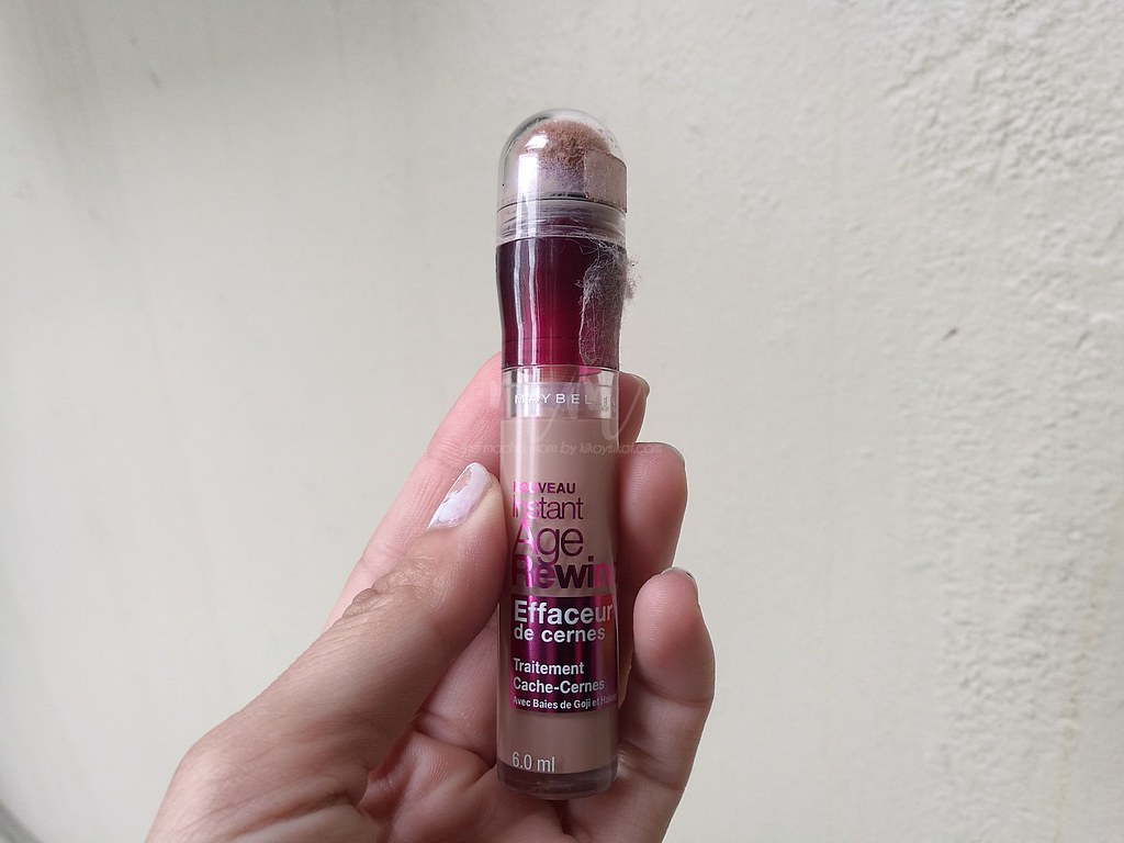 maybelline-instant-age-rewind-concealer-review-4