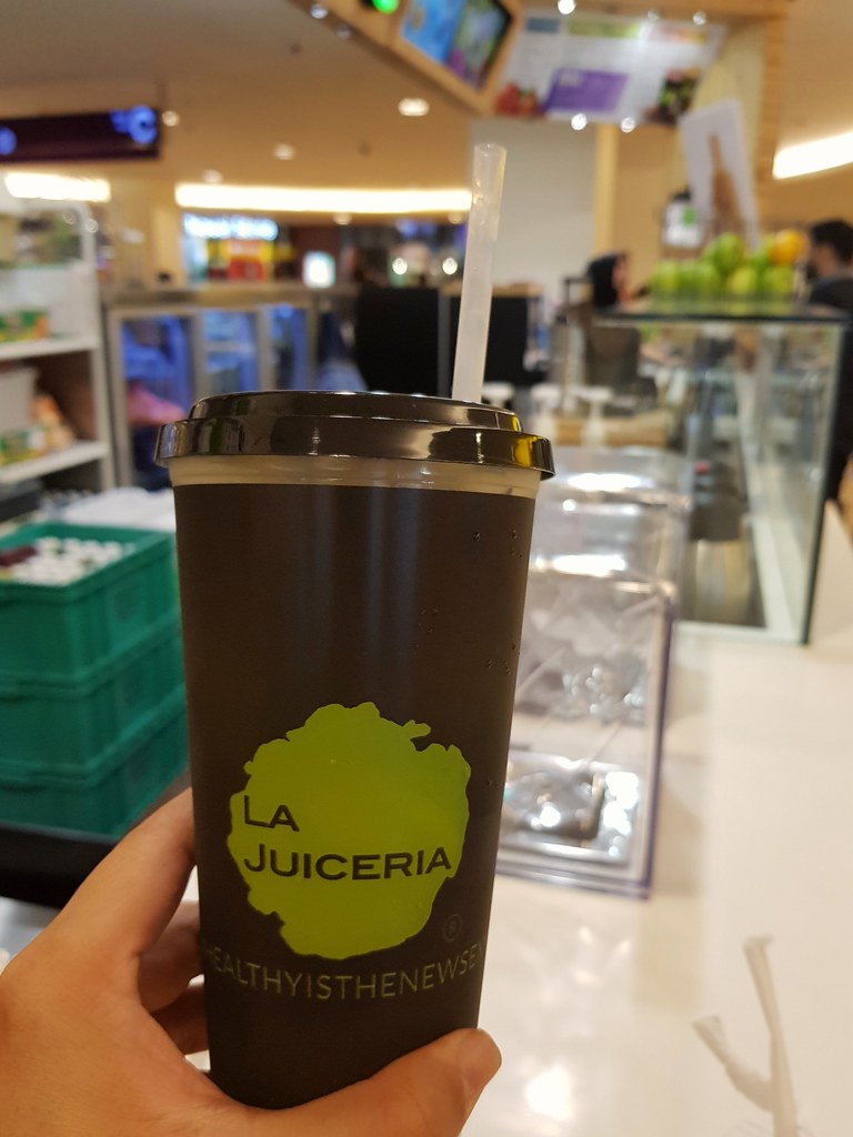 Green TeaTox $5 @ La Juiceria Superfoods Suria KLCC