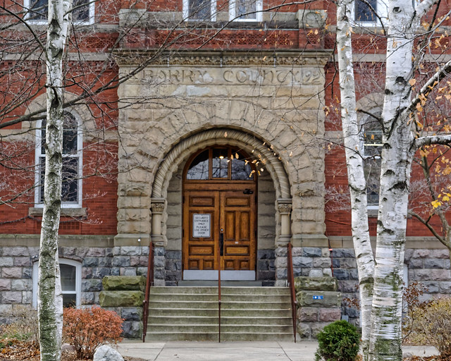 Barry County Court House