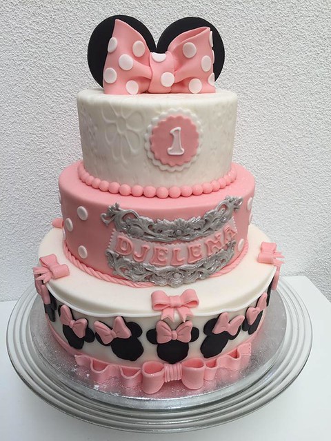Cake by Jessica TaartEnzo