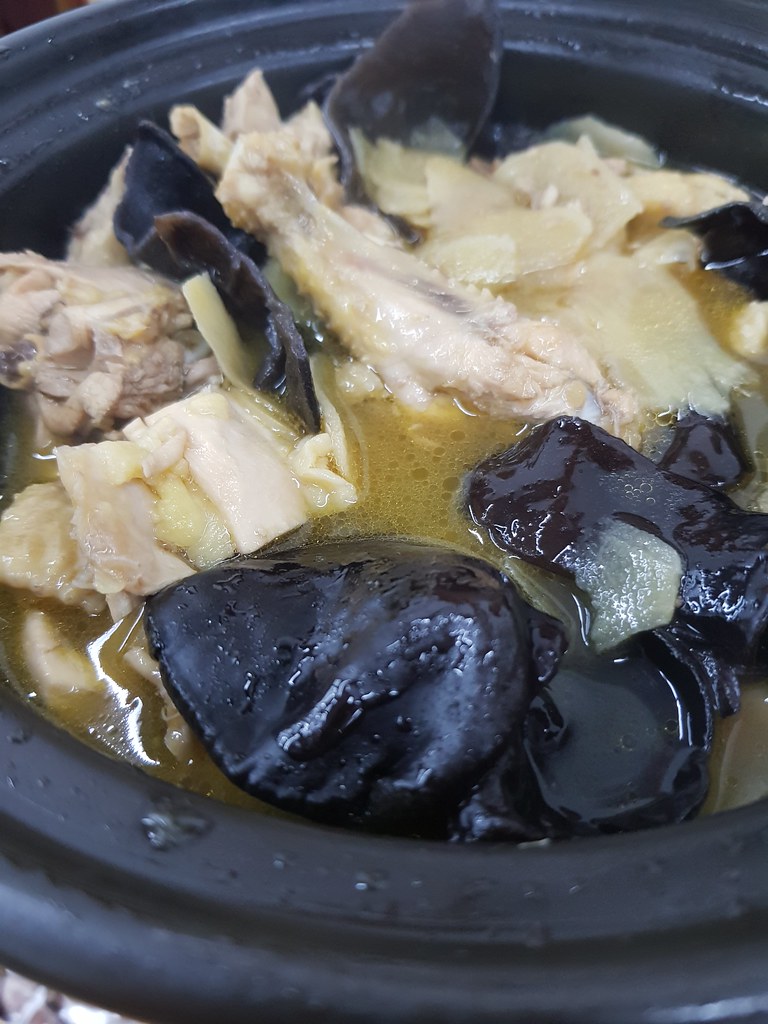 黃酒雞 Chicken stewed in rice wine $22 @ 家香粗菜館 Restoran Jia Xiang USJ11