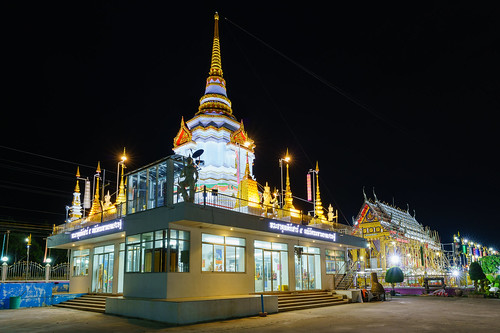 architecture buddhism cult landscape light longexposure monument night outdoor thailand travel asia temple