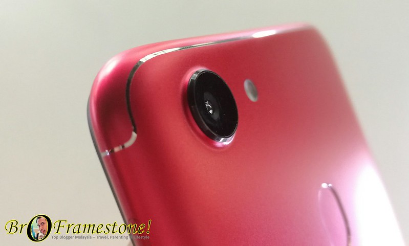 OPPO F5 6GB Red Edition