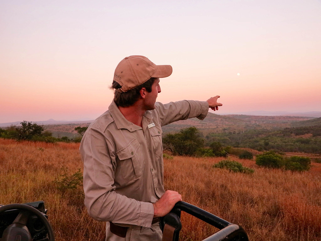 Ranger del safari fotográfico en Sudáfrica