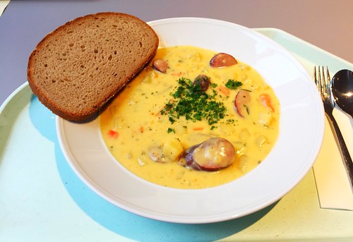 Cabanossi stew with potatoes & cheese / Cabanossi-Eintopf mit Kartoffeln & Käse