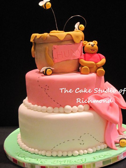 Cake by The Cake Studio of Richmond