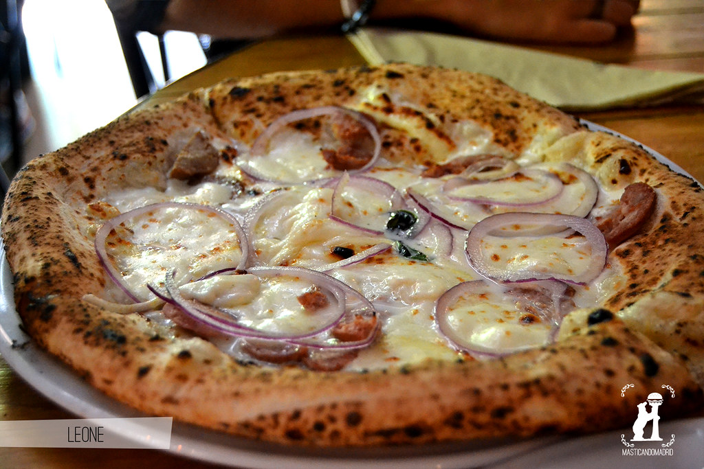 Pizza Leone Grosso Napoletano