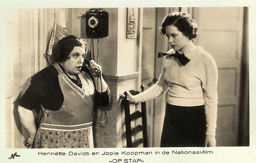 Henriëtte Davids and Jopie Koopman in Op stap (1935)
