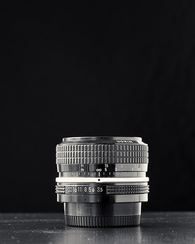 Lens Stories ~ Nikon Nikkor 28mm f/3.5 Ai