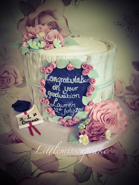 Cake by Little miss cupcake(exmouth,devon)