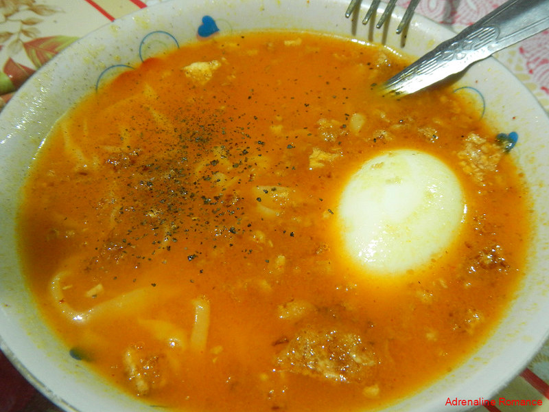 Spicy batchoy-based soup