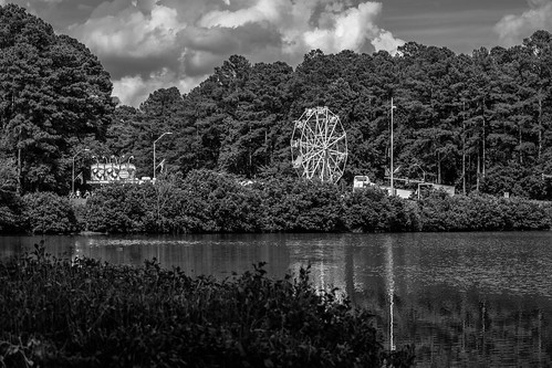 cary summer trees lake water sky clouds ferris wheel festival park black white bw northcarolina