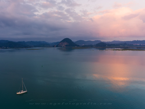 barco ship laredo dron phanto 4 aerea cantabrico marismas amanecer sunrise color